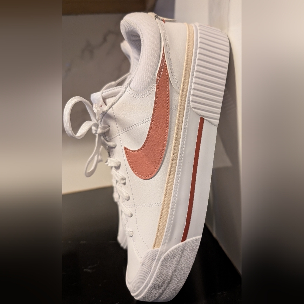 Nike Court Legacy Lift Platform Sneakers Women's Size 12 NWOT MSRP 94.99 - Picture 5 of 11